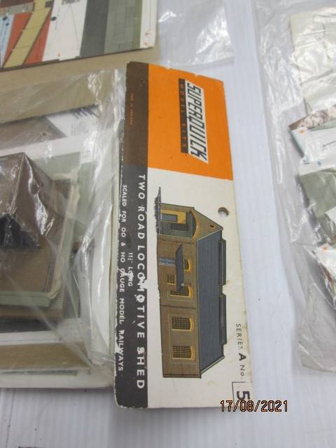 HO / OO SCALE : SUPAQUICK : BUILDING SCRAP YARD