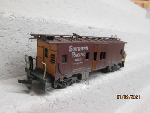 HO SCALE : ATHEARN : CABOOSE - SOUTHERN PACIFIC