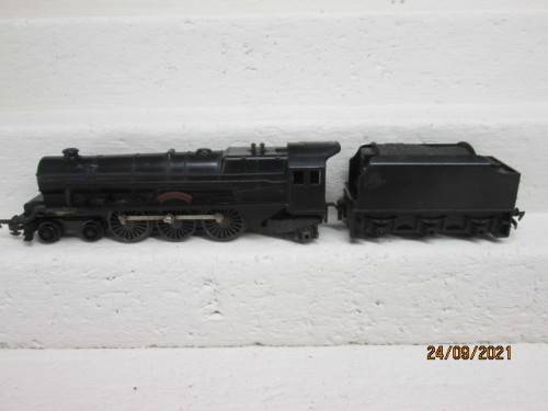 OO SCALE : TRIANG : 4-6-2 STEAM LOCOMOTIVE