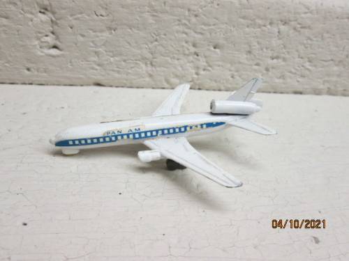 DIECAST : AEROPLANE : PAN AM DC 10