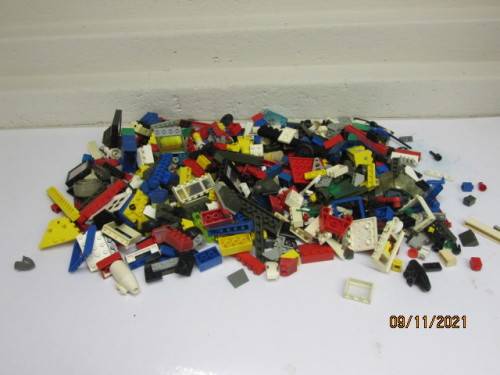 LEGO : 2LITRE CONTAINER FULL