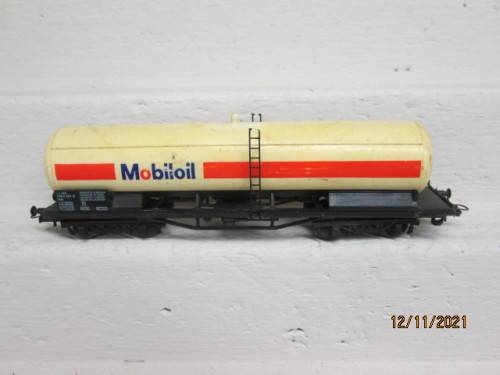 HO SCALE : LIMA : MOBIL OIL TANKER