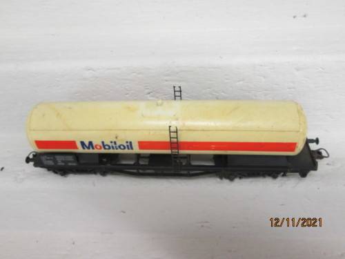 HO SCALE : LIMA : MOBIL OIL TANKER