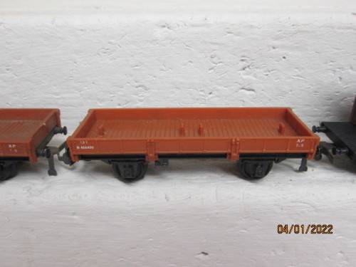 HO SCALE : JOUEF : GOODS WAGONS - X4