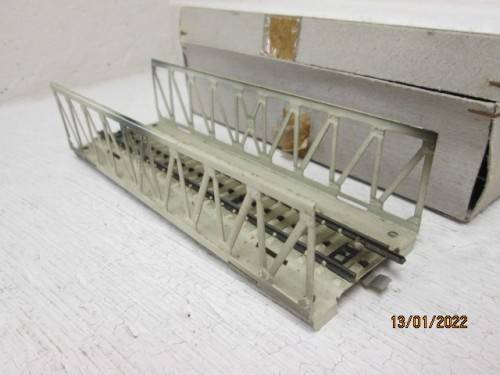 HO SCALE : MARKLIN : M TRACK : METAL TRUSS BRIDGE - BOXED