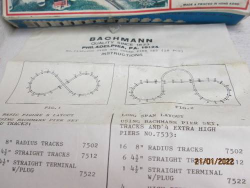 N SCALE : BACHMANN : 31 PIECE PIER SET - BOXED