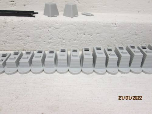 N SCALE : BACHMANN : 31 PIECE PIER SET - BOXED