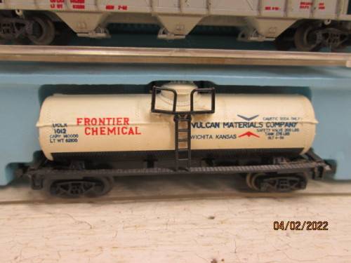 N SCALE : ATLAS : VARIOUS GOOD TRUCKS - X3  - BOXED