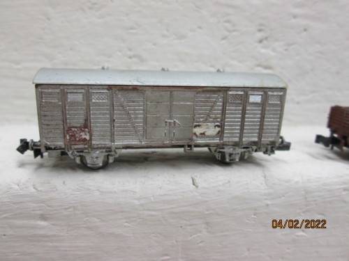 N SCALE : TRIX : X3 GOODS WAGONS - SAR - BOXED