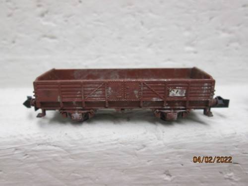 N SCALE : TRIX : X3 GOODS WAGONS - SAR - BOXED