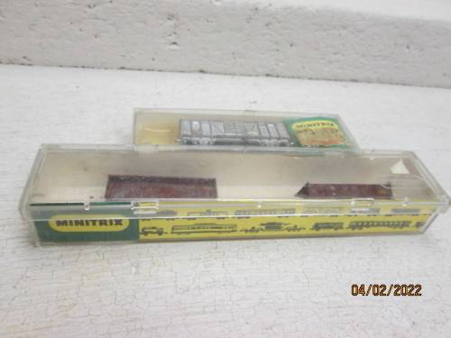 N SCALE : TRIX : X3 GOODS WAGONS - SAR - BOXED