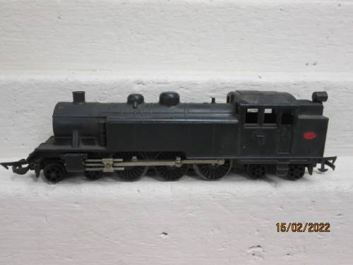 OO SCALE : TRIANG : 4-6-4 STEAM LOCOMOTIVE