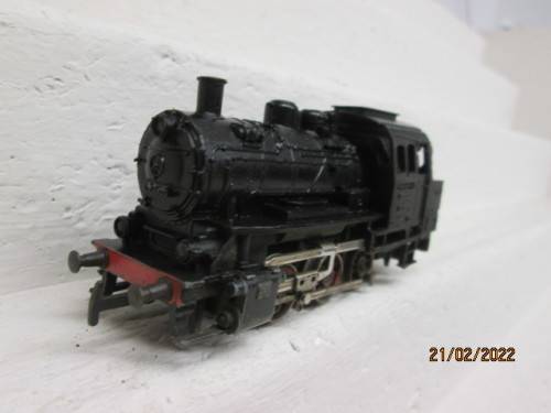 HO SCALE : MARKLIN : 0-6-0 STEAM LOCOMOTIVE