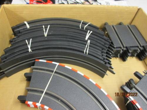 1: 43 SCALE : CARRERA : RALLY ACTION SET - BOXED