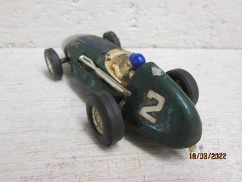 1:32 SCALE : SCALEXTRIC VANWALL SPORTS CAR