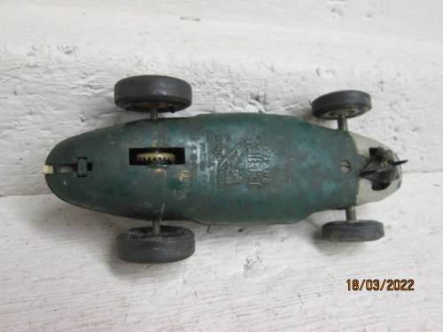 1:32 SCALE : SCALEXTRIC VANWALL SPORTS CAR