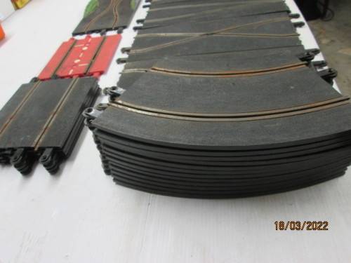 1:32 SCALE : SCALEXTRIC TRACK - X35