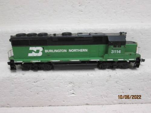 HO SCALE : ATHEARN : G950 - BURLINGTON NORTHERN - DIESEL LOCOMOTIVE - BOXED