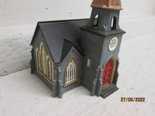 HO SCALE : BACHMANN : LARGE CHURCH