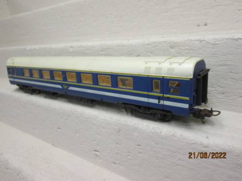 HO SCALE : LIMA SAR : BLUE TRAIN FIRST CLASS COACH