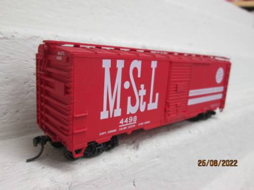 HO SCALE : ACCURAIL : 41 FOOT M.StL BOX CAR
