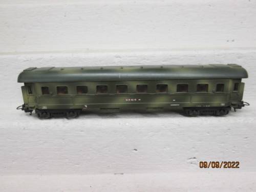 HO SCALE : LIMA : ARMY COACH