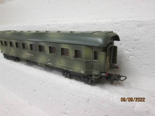 HO SCALE : LIMA : ARMY COACH