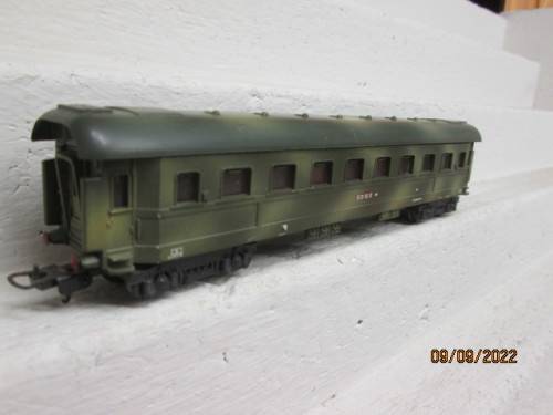 HO SCALE : LIMA : ARMY COACH