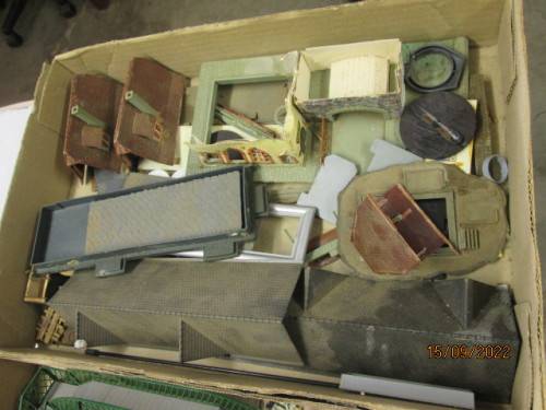 HO / OO SCALE : BUILDING SCRAPYARD - X3 BEERBOXES