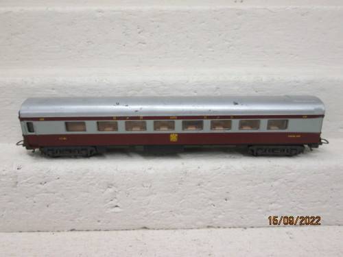 HO SCALE : LIMA : SAR :  DINING CAR - TRANSKAROO COACH