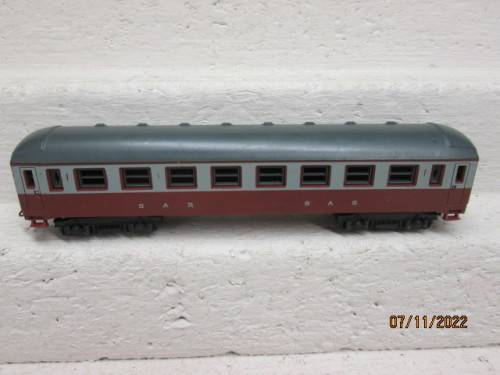 HO SCALE : LIMA : SAR - ORANGE EXPRESS - IST CLASS COACH