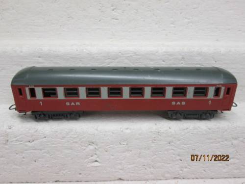 HO SCALE : LIMA : SAR - ORANGE EXPRESS - IST CLASS COACH