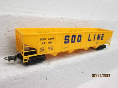 HO SCALE : MEHANO : YELLOW SOO  LINE - OPEN HOPPER WAGON