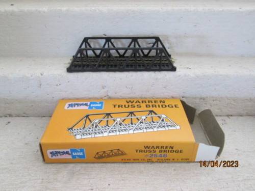 N SCALE : ATLAS : WARREN TRUSS BRIDGE - BOXED