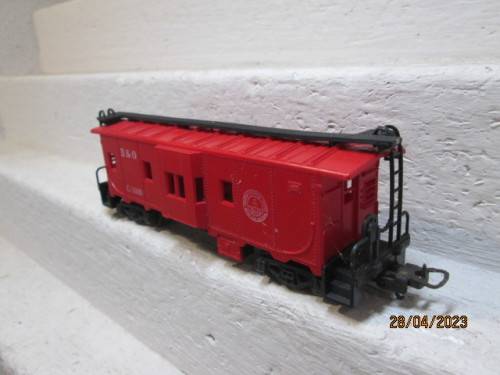 HO SCALE : LIMA : B&O CABOOSE