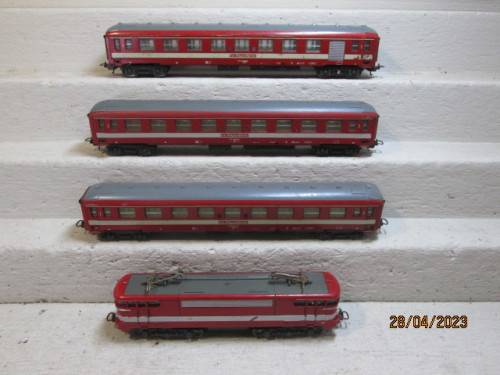 HO SCALE : LIMA : SNCF - LE CAPITOLE SET