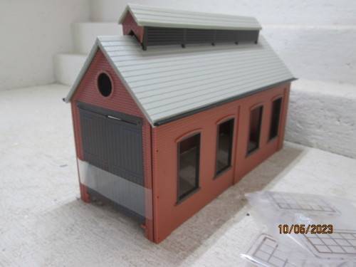 OO SCALE : RAILWAY ENGINE SHED