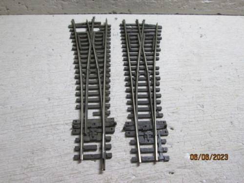 HO / OO  SCALE : PECO : LEFT + RIGHT POINT