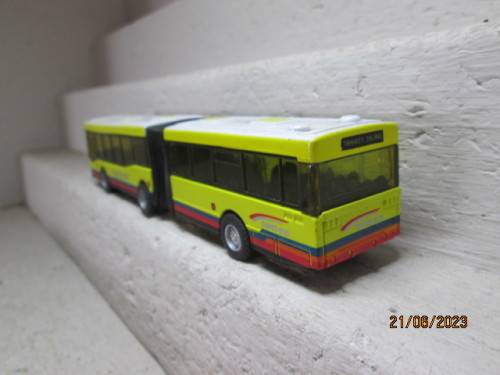 HO SCALE : TRANSIT INLAND ARTICULATED BUS