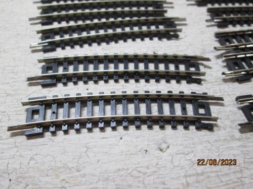 N SCALE : ATLAS : 11` RADIUS MEDIUM BENDS - X12 - BOXED