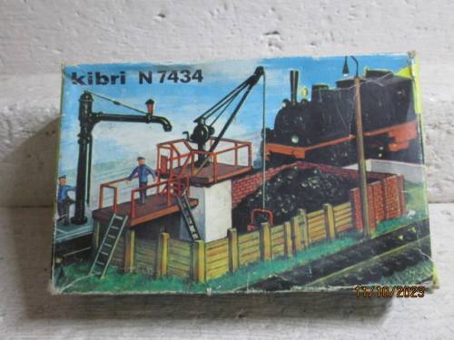 N SCALE : KIBRI - CRANE & ACCESSSORIES FOR COAL YARD - KIT - BOXED