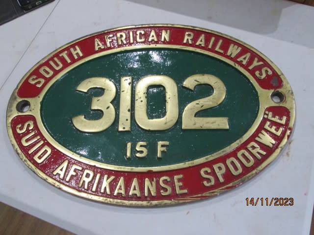 SOUTH AFRICAN RAILWAY - STEAM LOCOMOTIVE - CLASS 15F - CAB SIDE PLATE - NO.3102