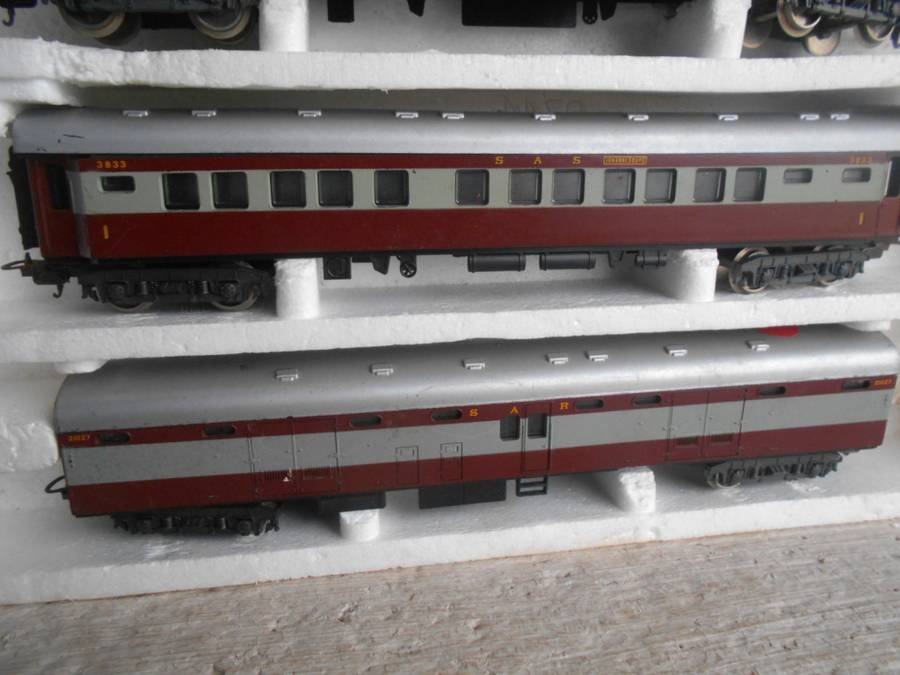 HO SCALE - LIMA - SAR - TRANSKAROO SET - BOXED