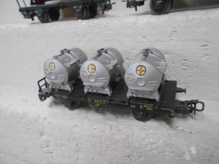 HO SCALE - MARKLIN - GOODS WAGONS - X3