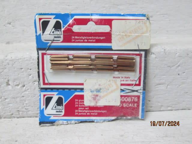 HO / OO SCALE - LIMA - RAIL CONNECTORS - X24 - BOXED