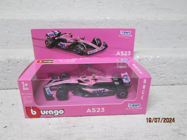 DIE CAST - BBURAGO - BWT F1 ALPINE RACING CAR - BOXED