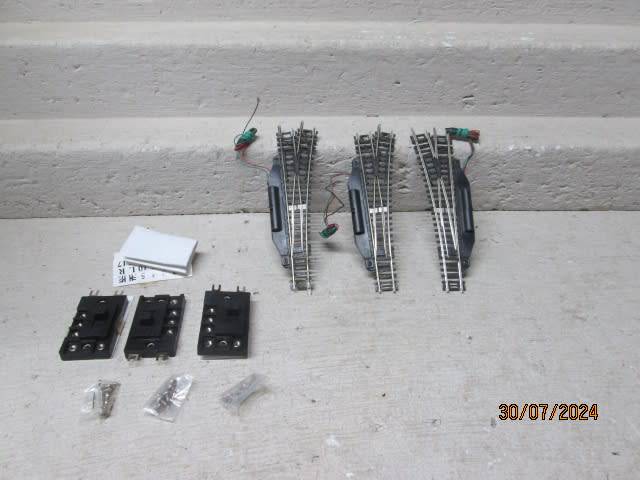 N SCALE - LIFELIKE - ELECTRIC POINTS - X3