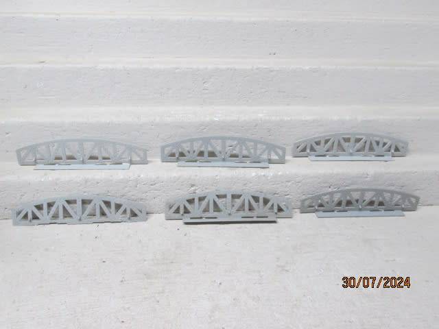 HO SCALE - BRIDGE SIDES - X6