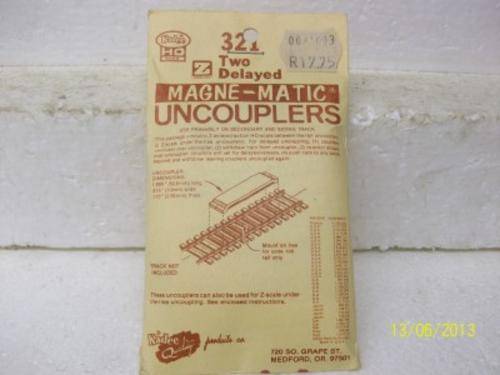 KADEE HO UNCOUPLERS NO.321 (LOT 2)