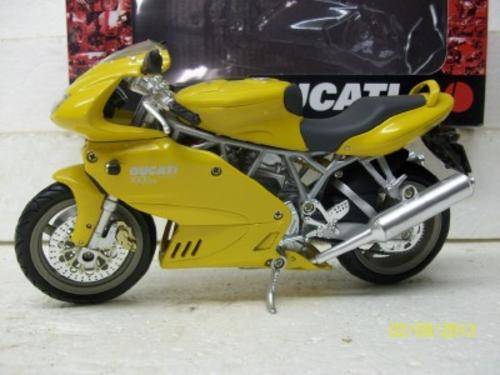 1:12 SCALE DUCATI SUPERSPORT 1000 LOT 237